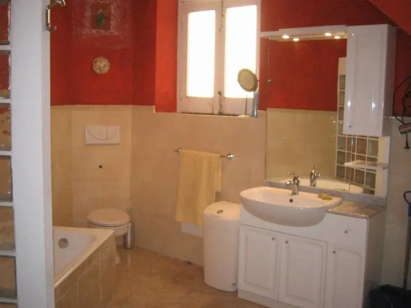 Views of mountains and the sea