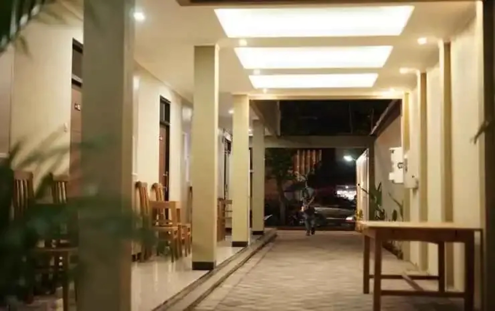 Kedaton House Syariah Banyuwangi