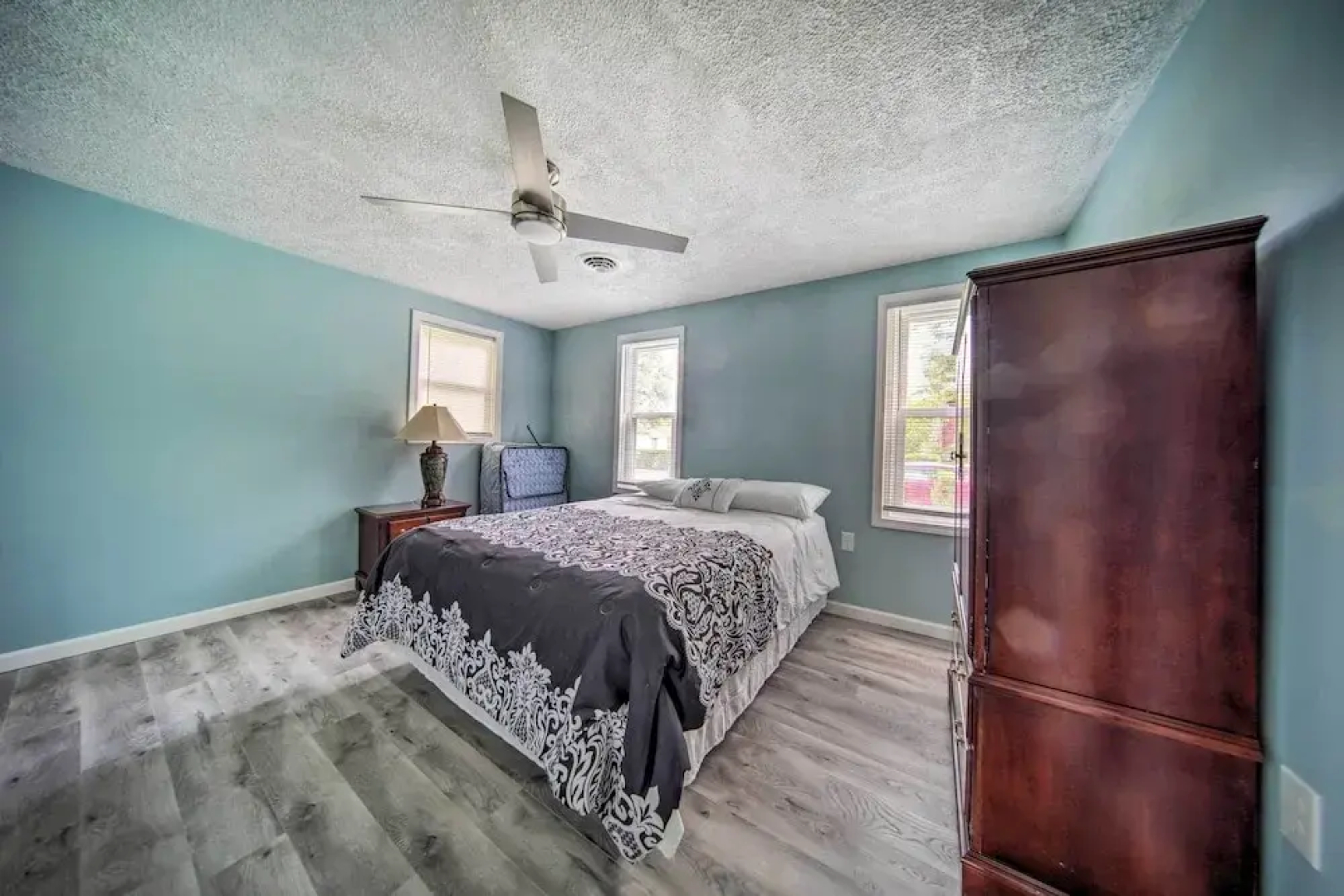 Spacious Geneva House < .5 Mi to The Strip!