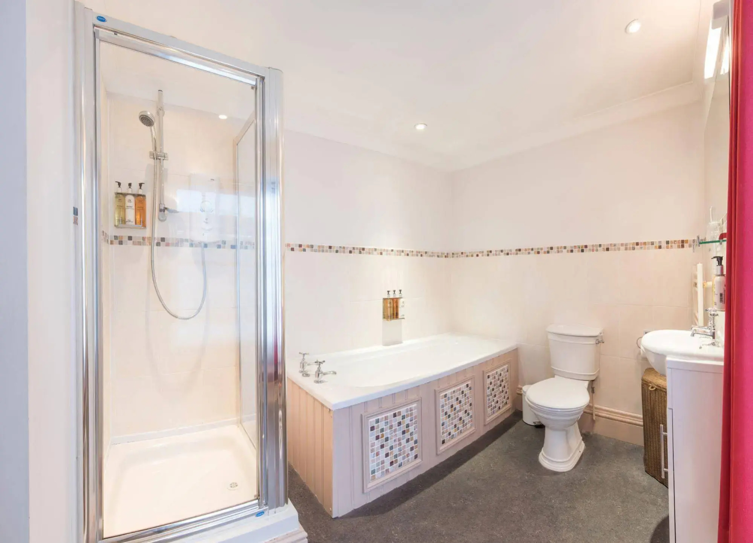 Royal Seven Stars Hotel