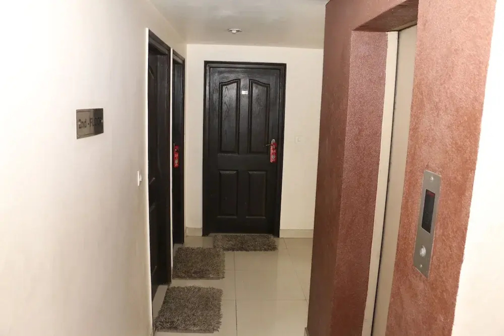 OYO 2120 Hotel Silver Haze