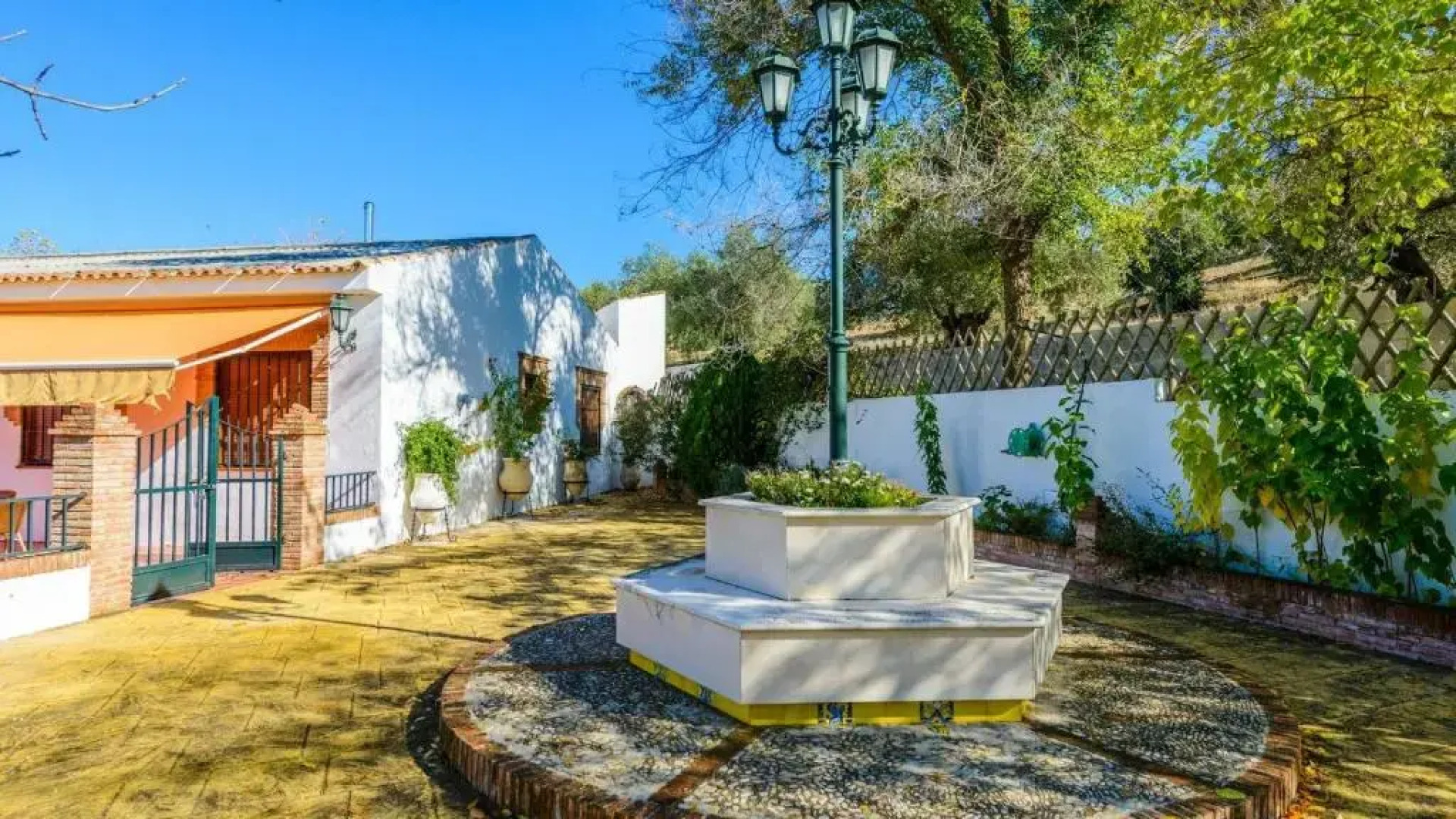 Ca Mi Pepe Priego de Cordoba by Ruralidays