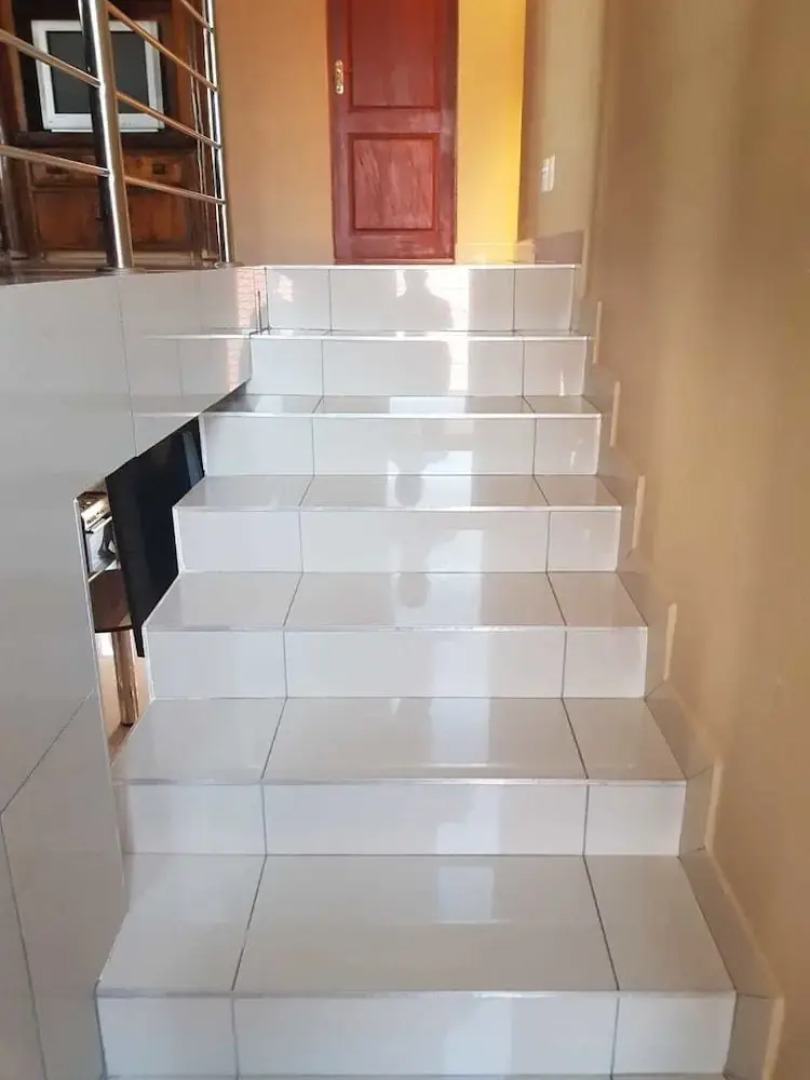 Ekuthuleni Guest House - Soweto