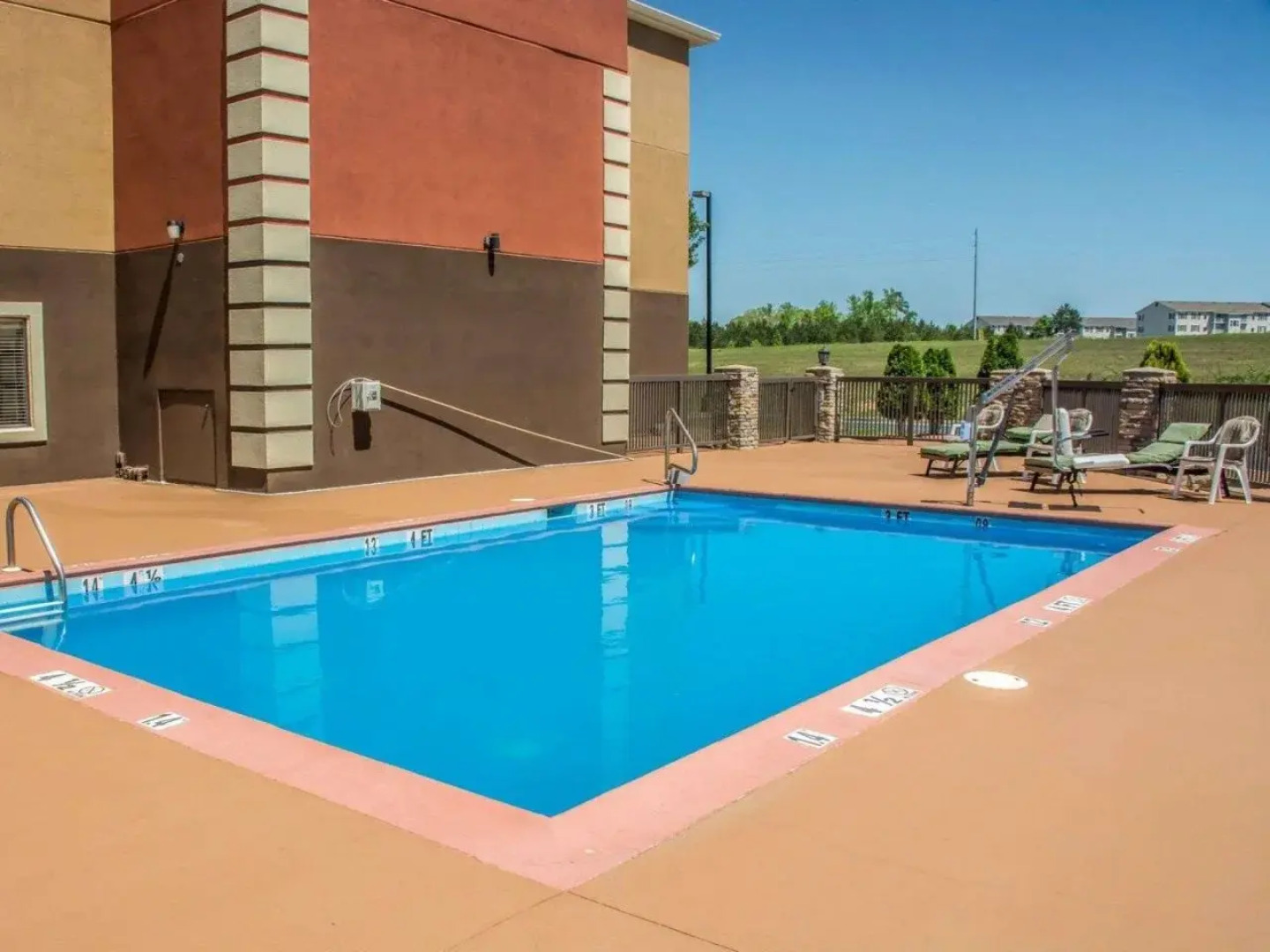 Sleep Inn & Suites Cullman I-65 exit 310