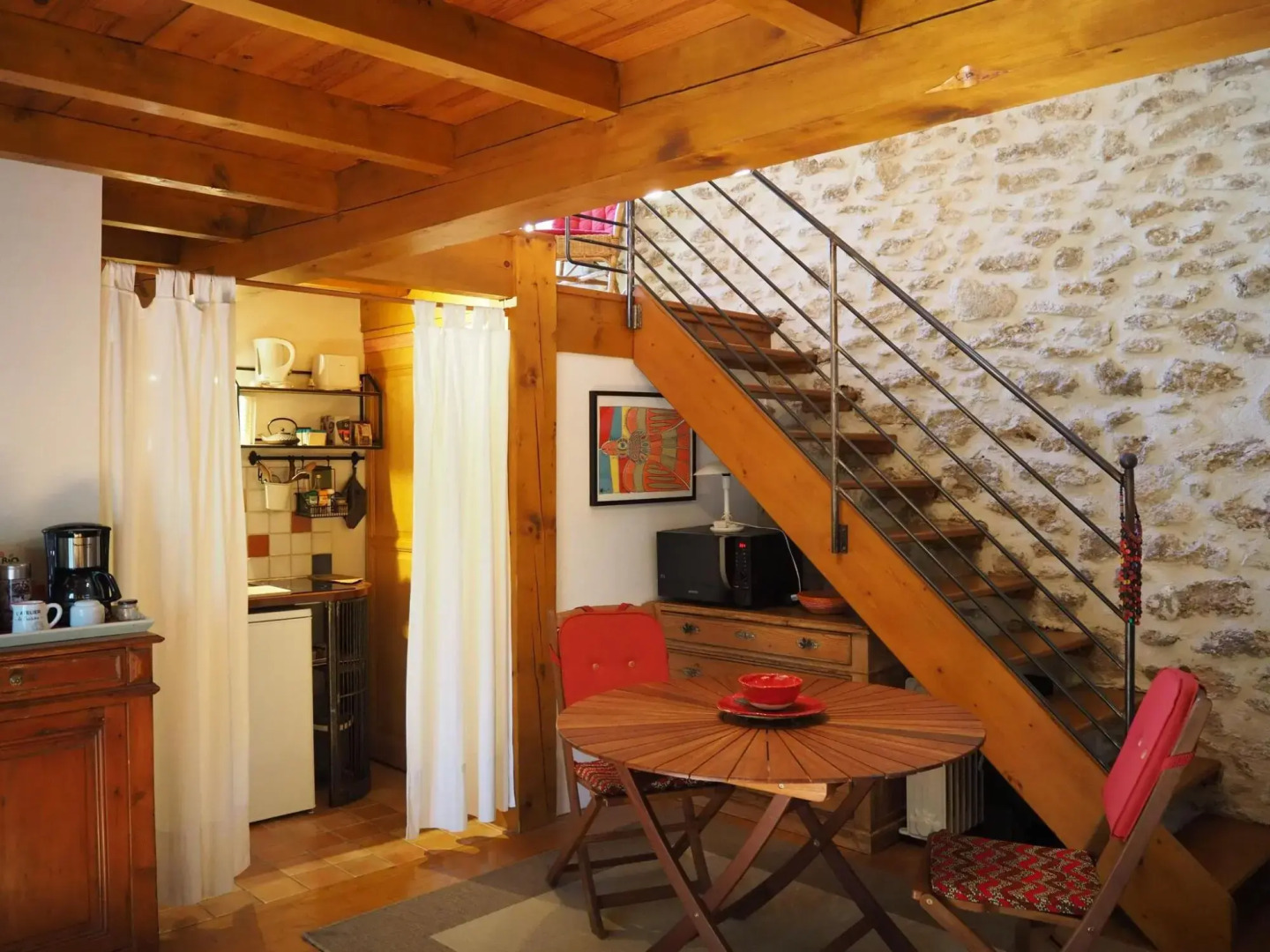 Pretty stone house with own terrace and private garden, Grignan