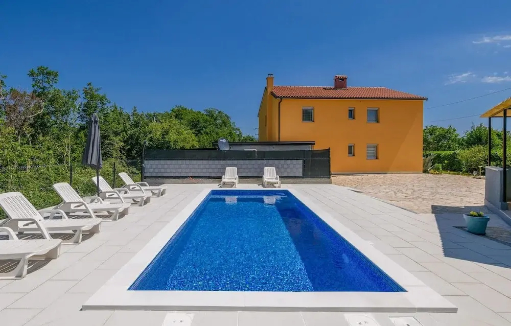 Nice Home in Labin With 4 Bedrooms, Wifi and Outdoor Swimming Pool