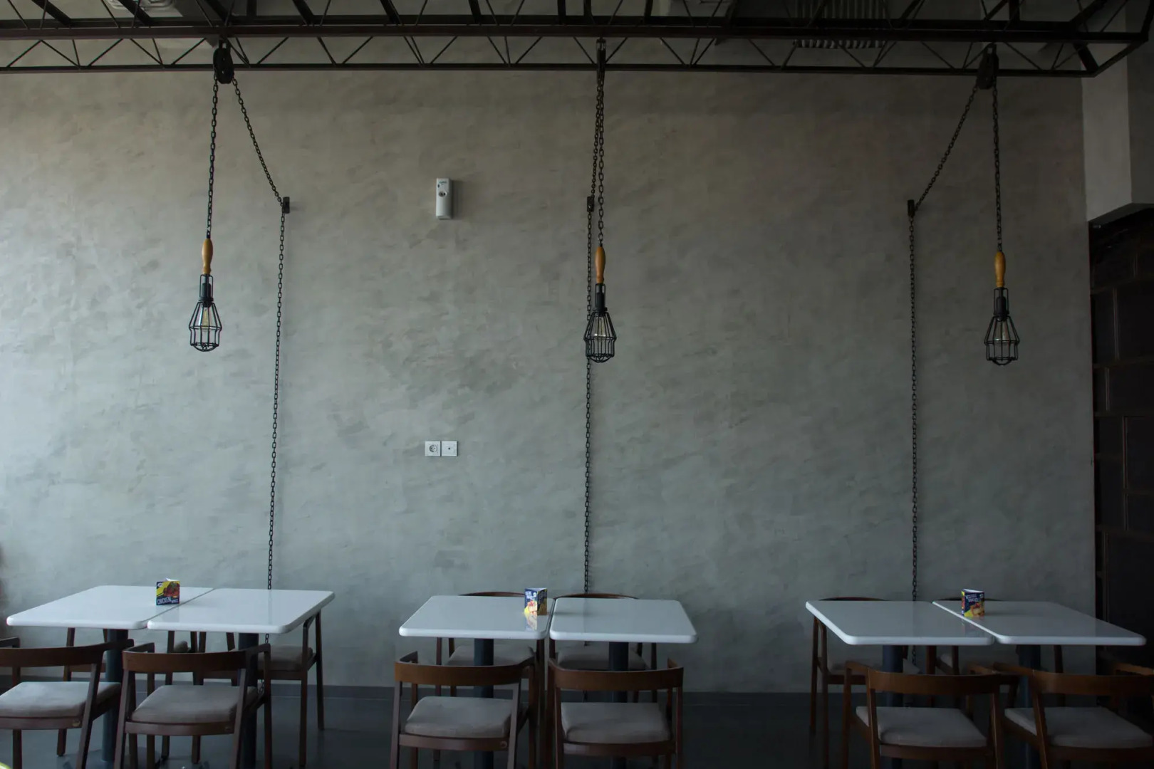 YELLO Hotel Jemursari Surabaya