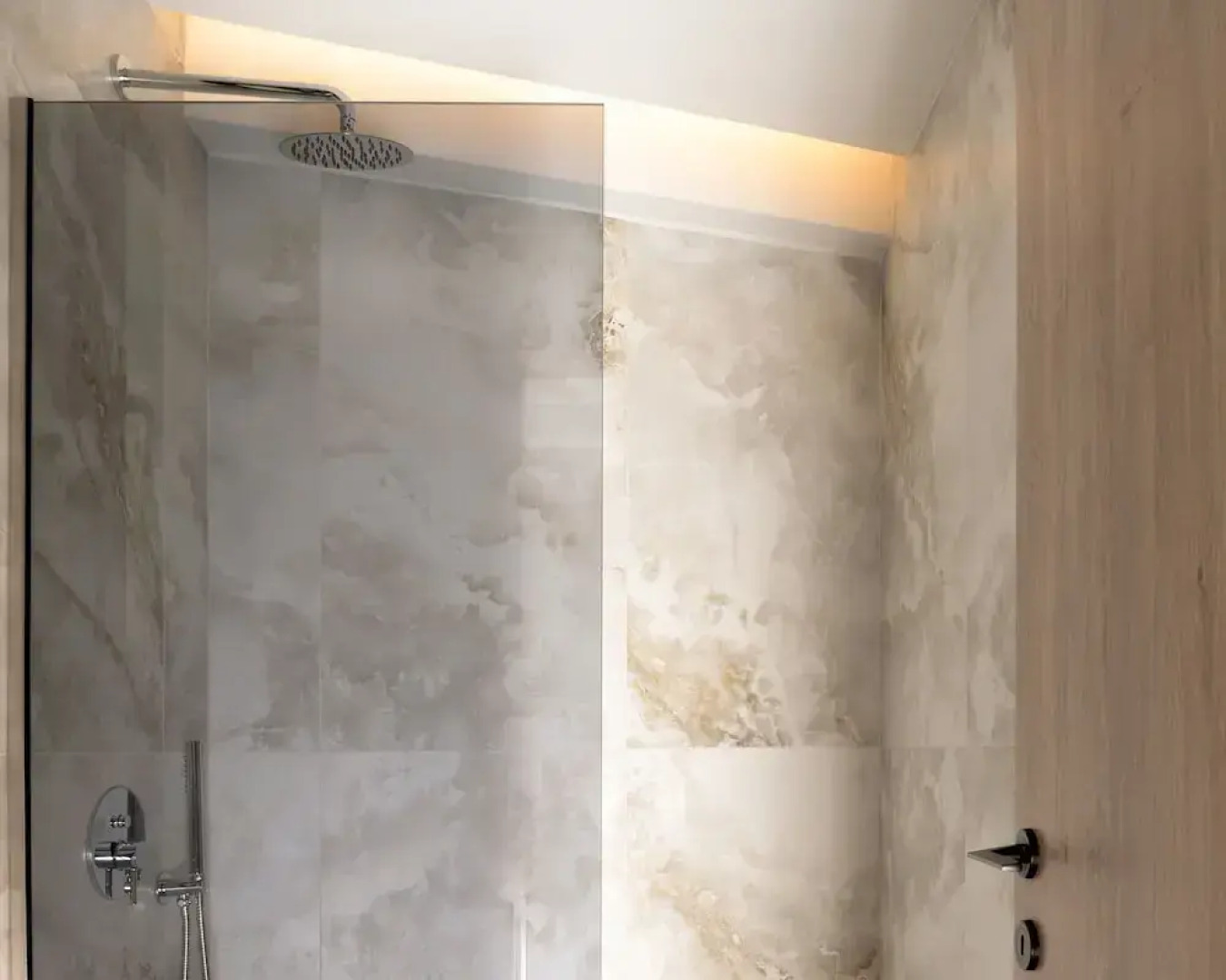 Luxurious Villa Dias With Tennis Court by Estia