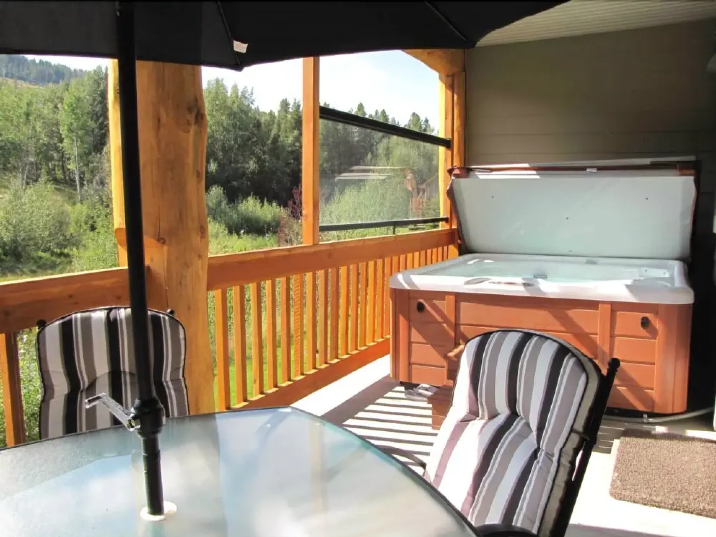 Willow Vistas - 2 Bedroom Luxury Condo with Hot Tub