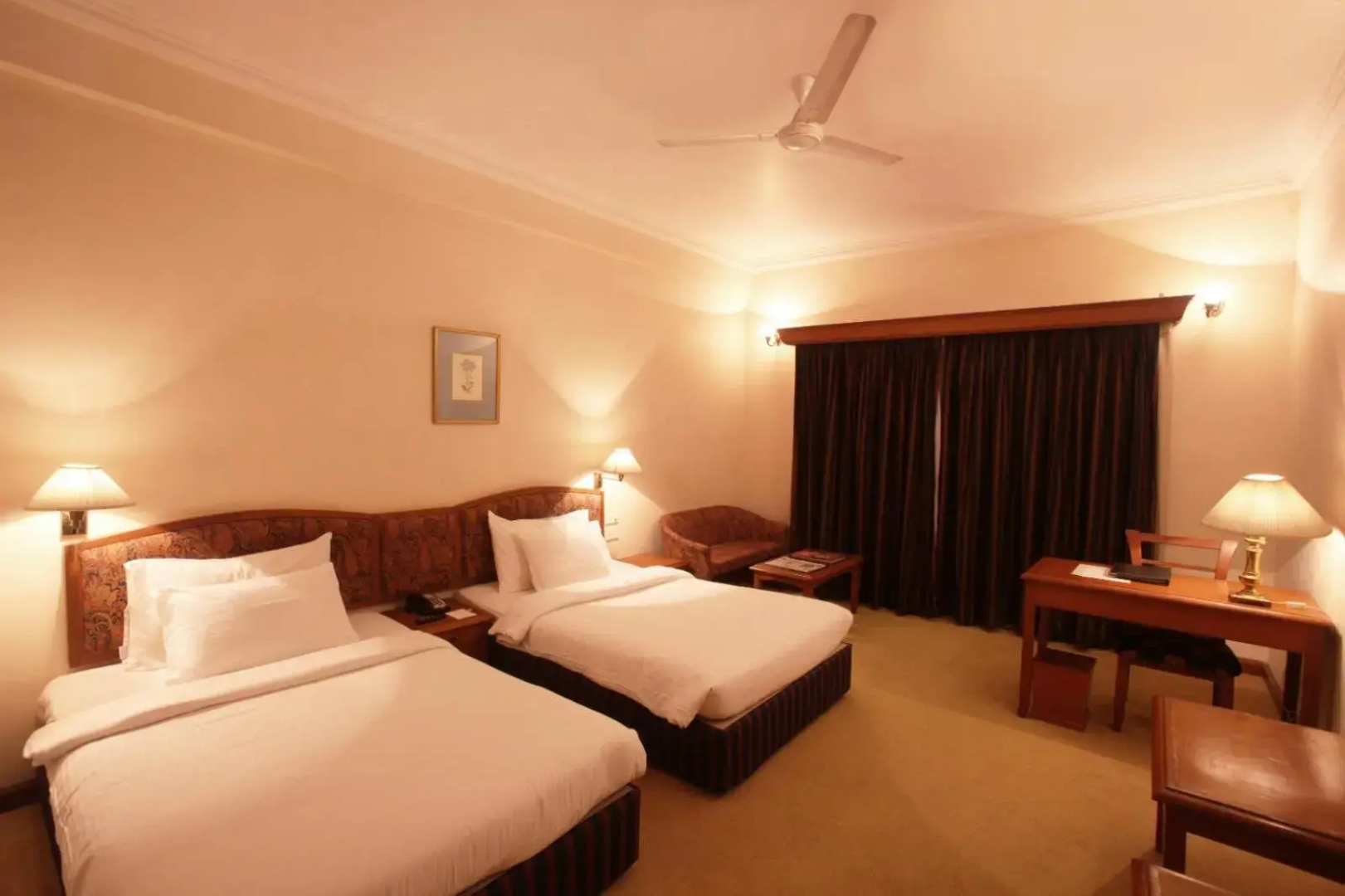 Hotel Express Residency - Jamnagar