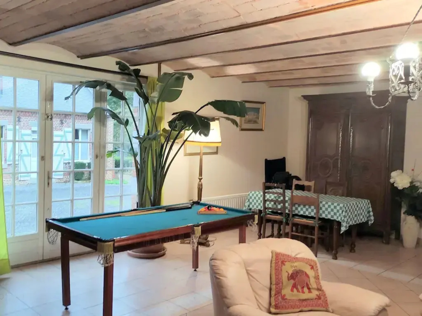 Alluring Cottage in Englancourt With Fenced Garden