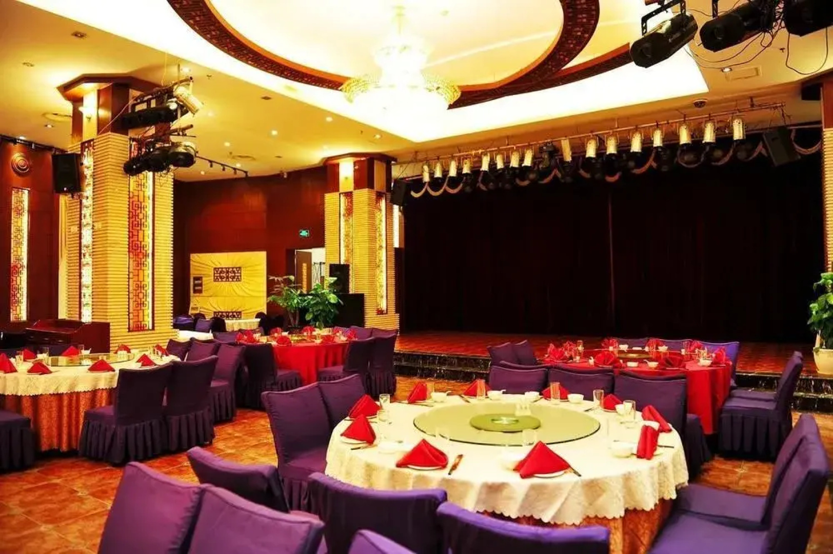 Guizhou Ethnic Hotel - Guiyang