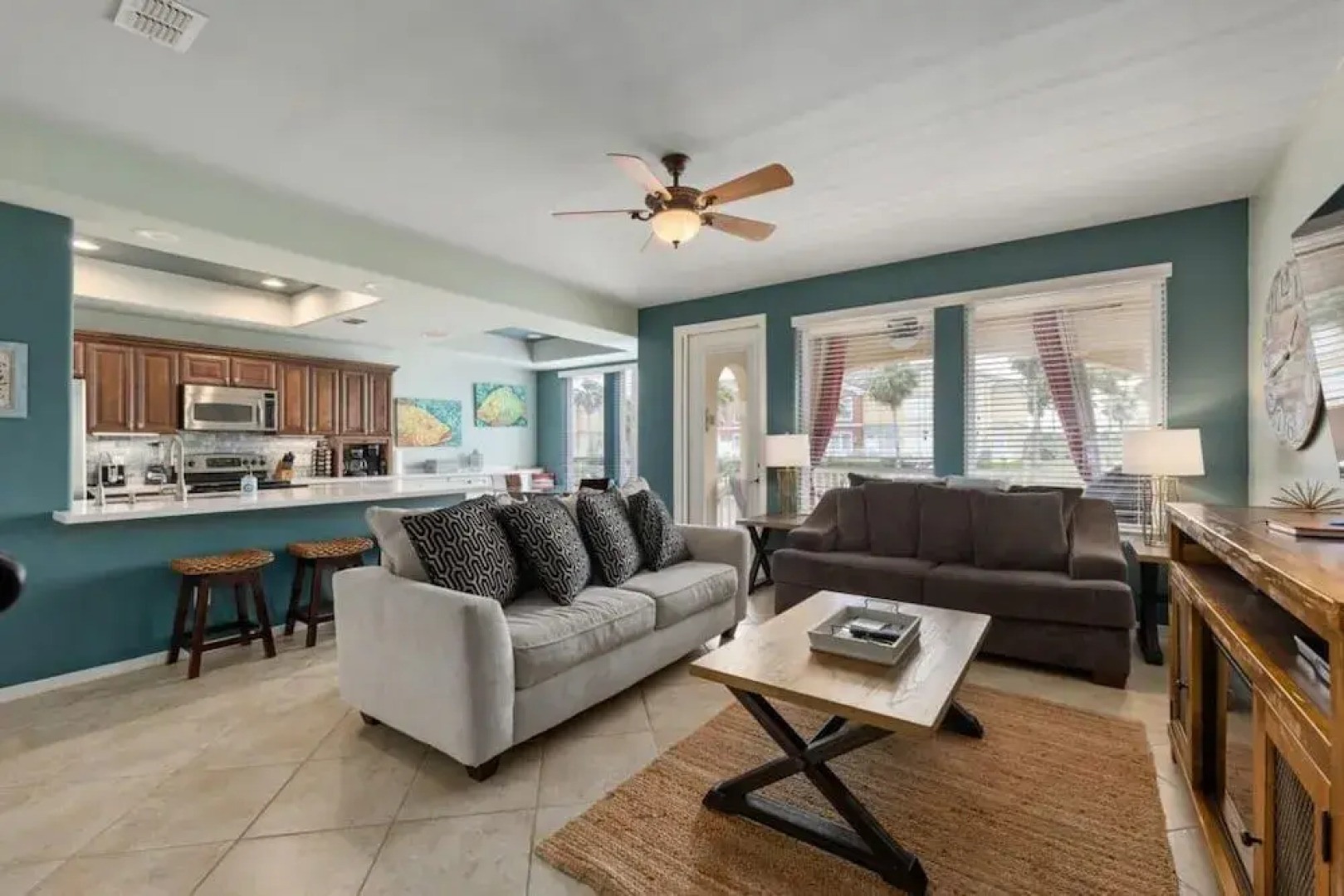 Harborside Townhome in Beautiful Laguna Vista