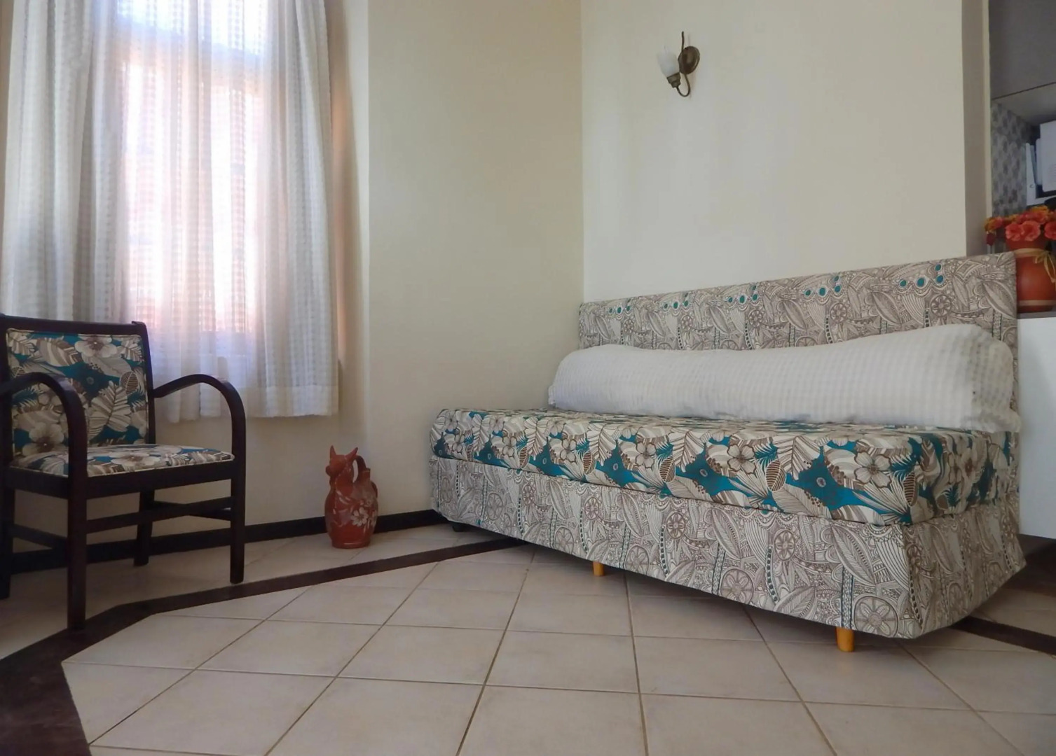 Solar do Carmo Suites & Apartments