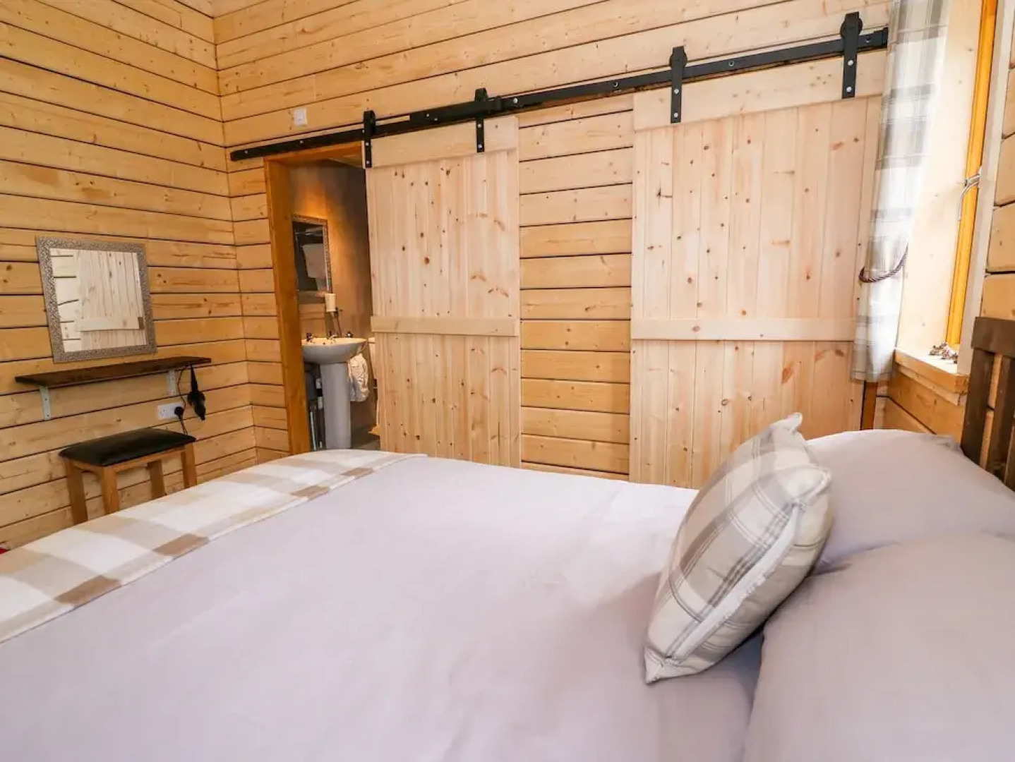 The Paddock, Llanbrynmair