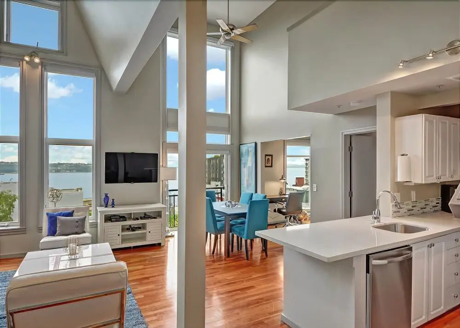 Belltown Court Water View Penthouse - Two Bedroom Apartment