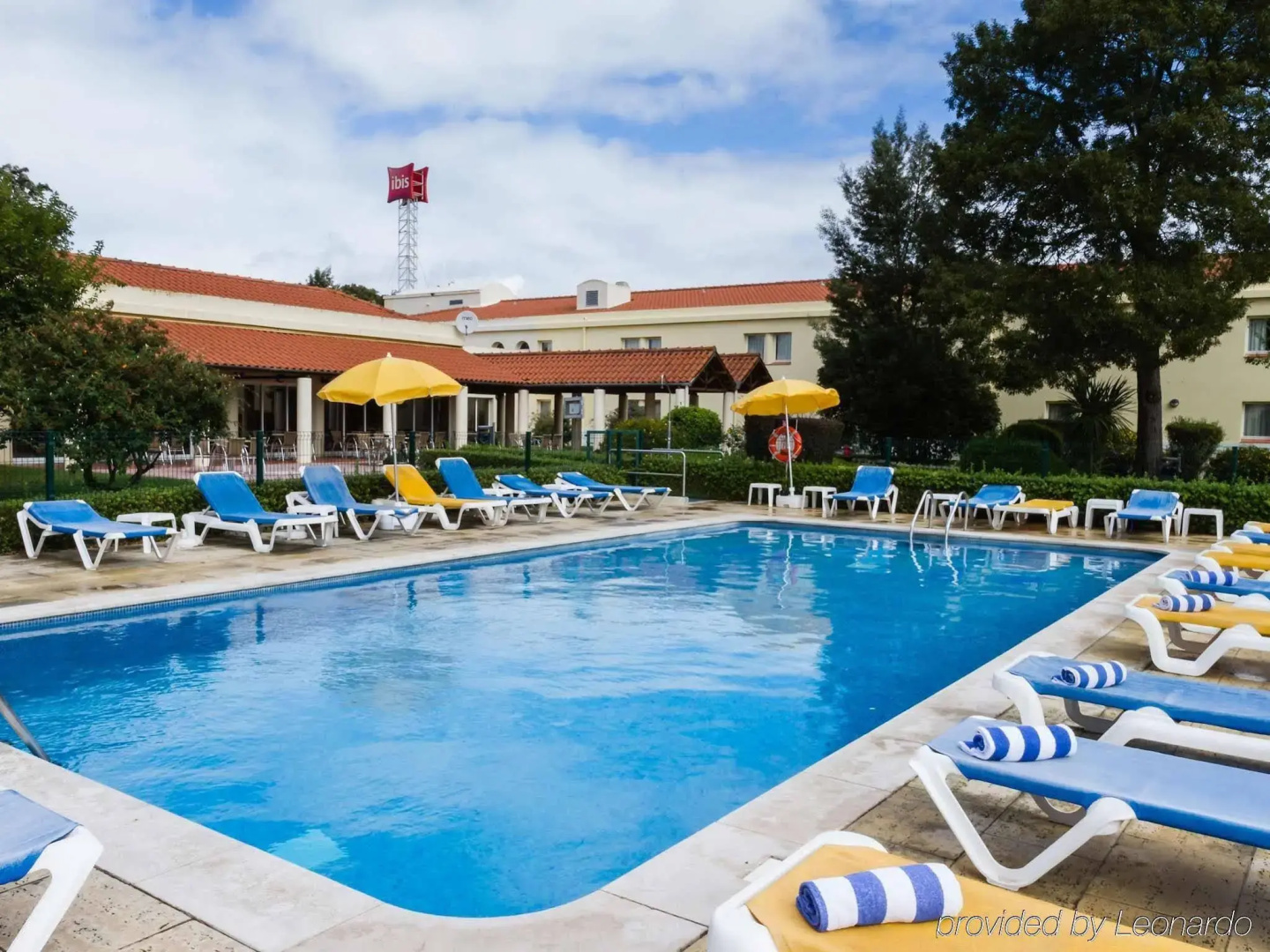 ibis Setubal