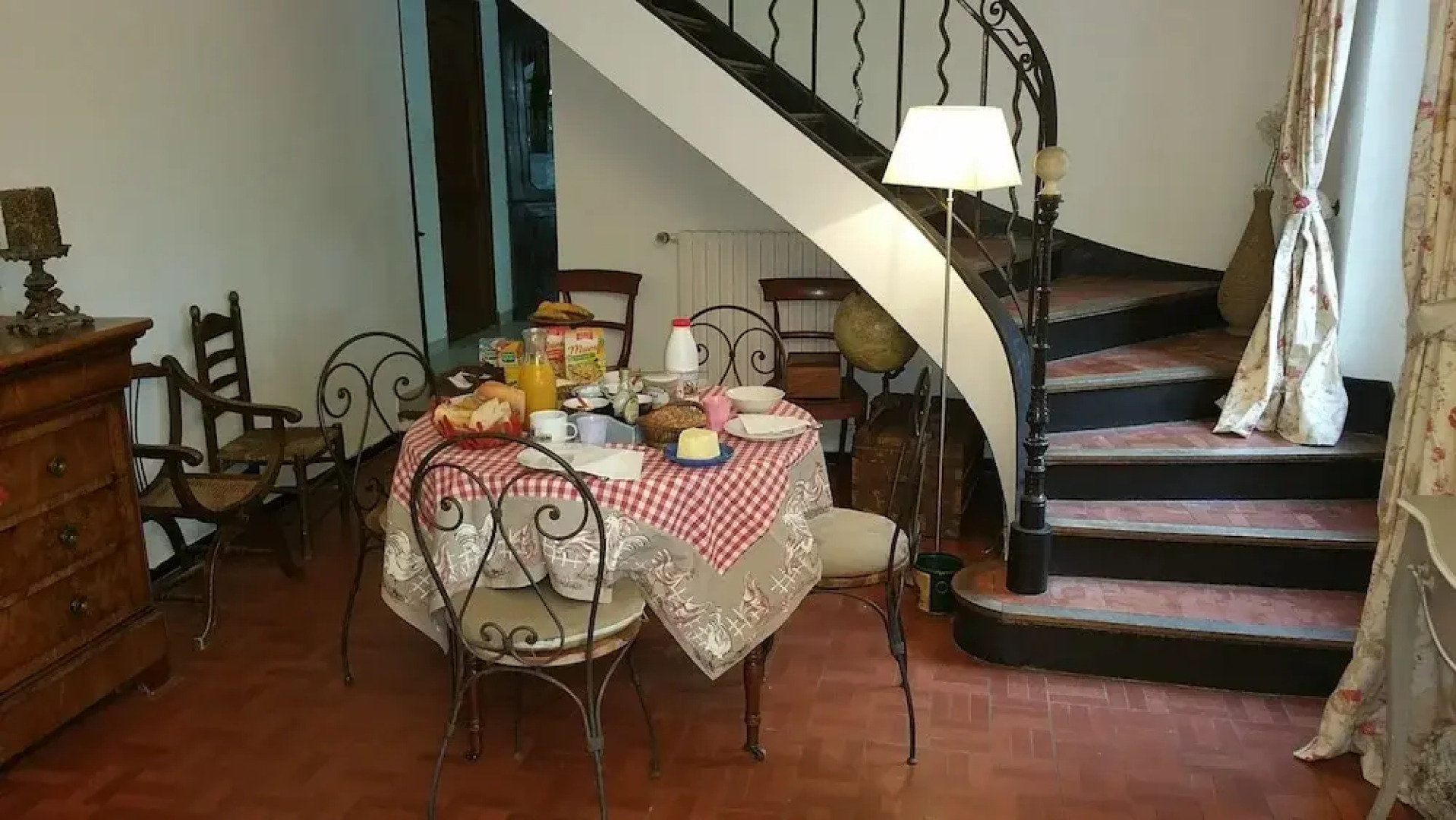 Bastide De La Madeleine