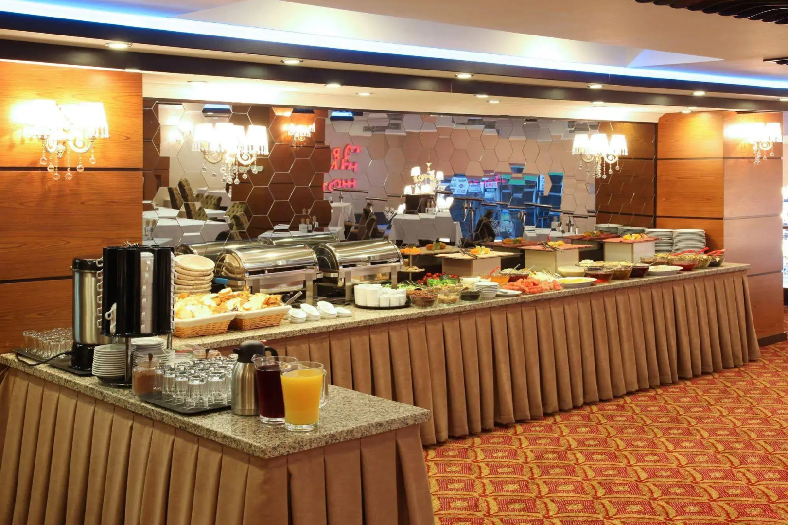 Arya Hotel Business Deluxe