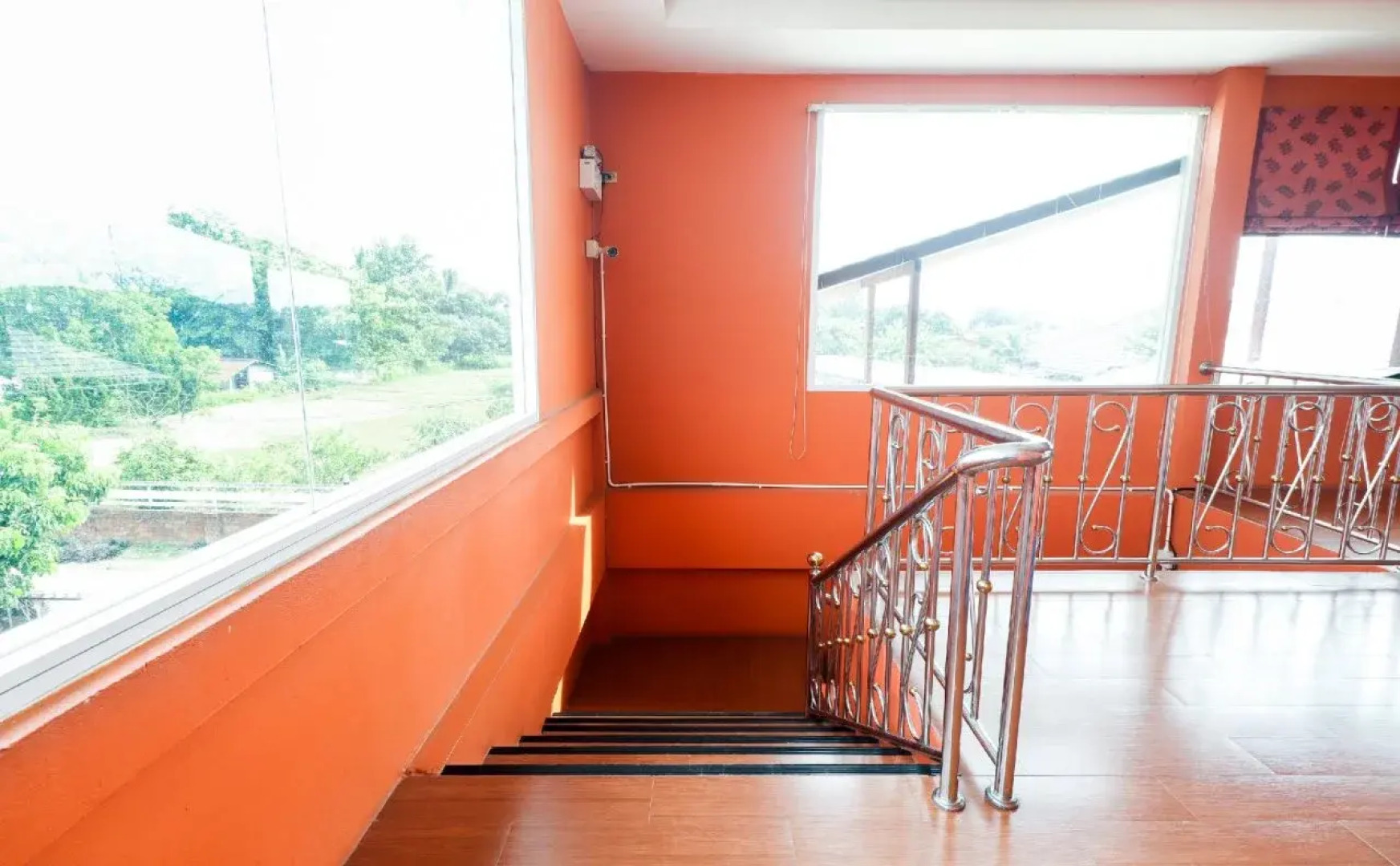 OYO 359 Golden Nakara Place (Vaccinated Staff)