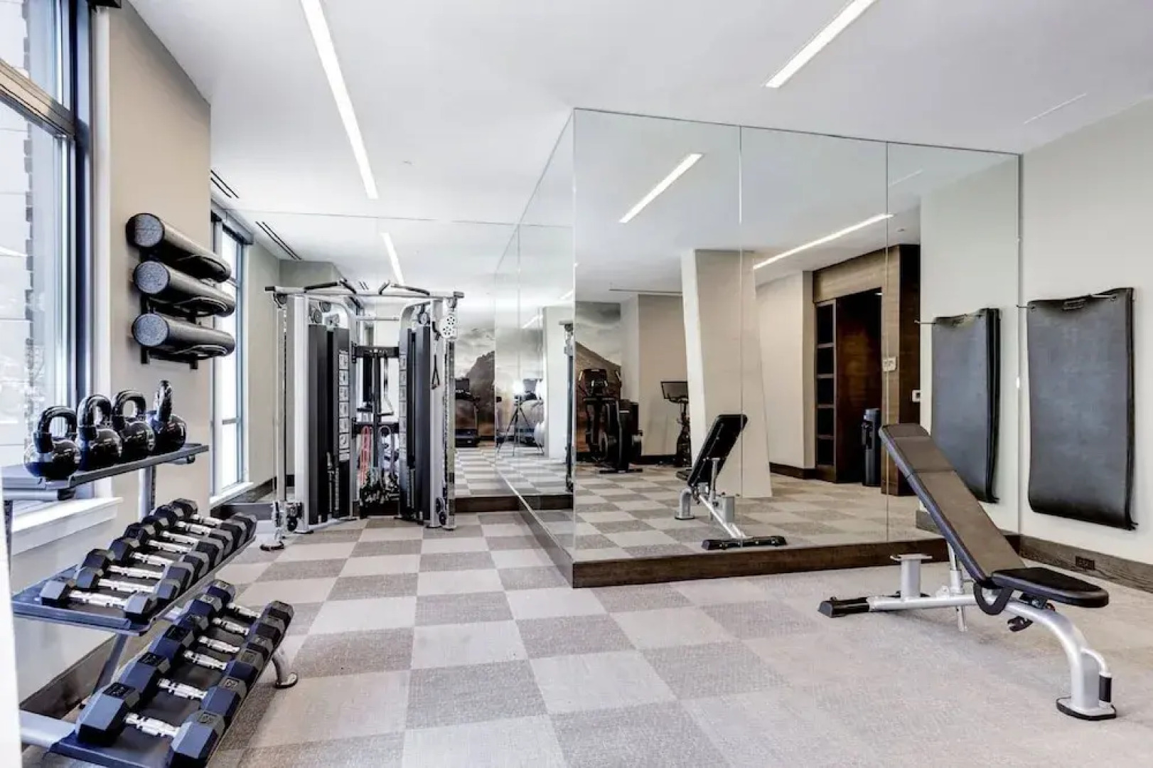 Global Luxury Suites at Bethesda Metro