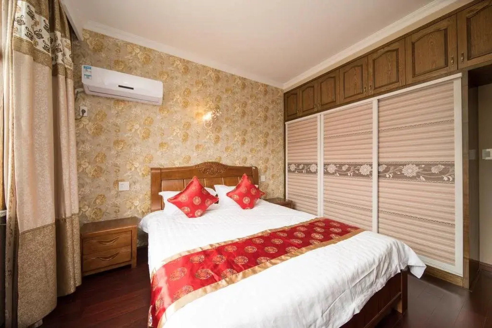 Mogansgan Yuanlai Shanjun Inn