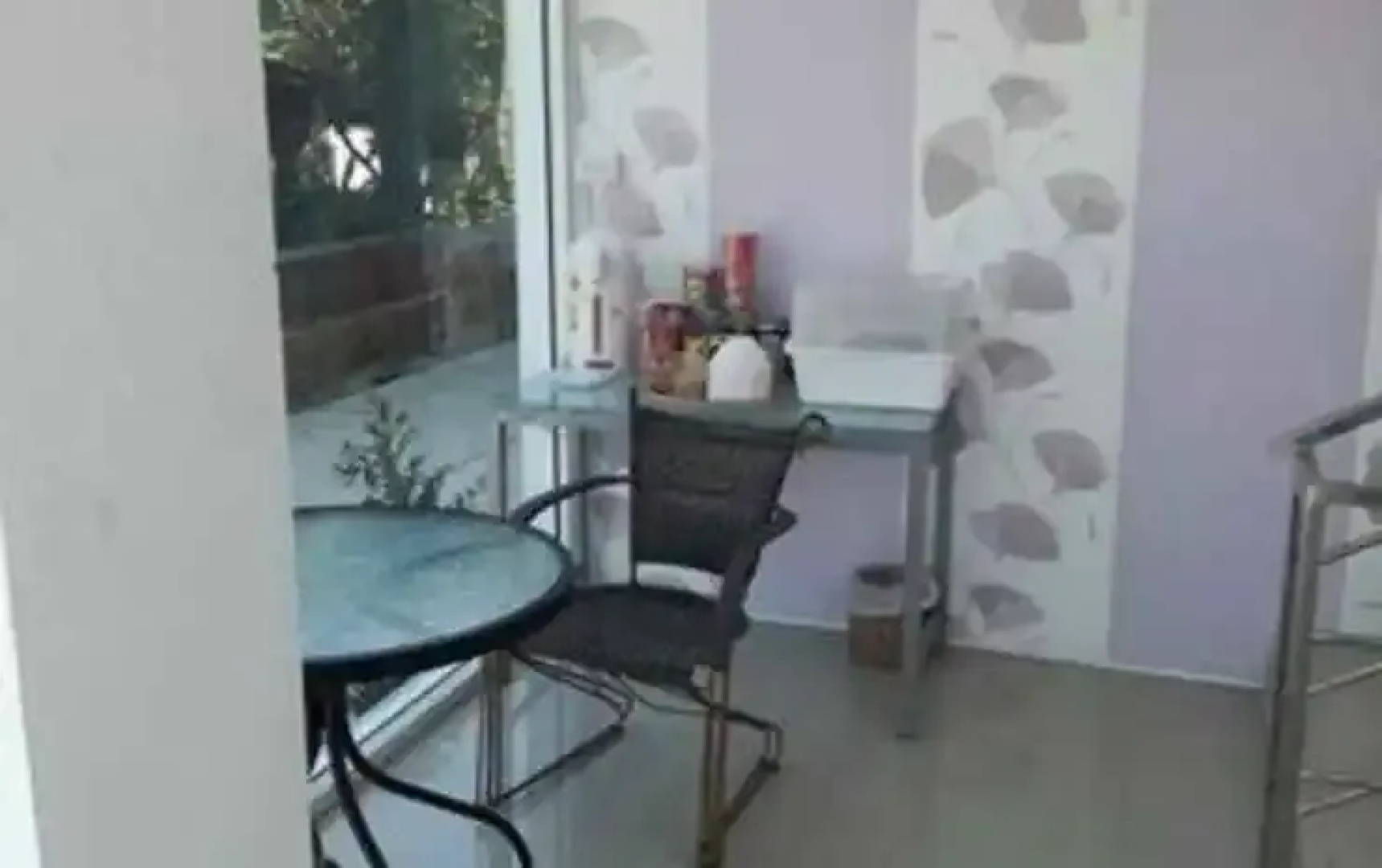 White Ville Apartment