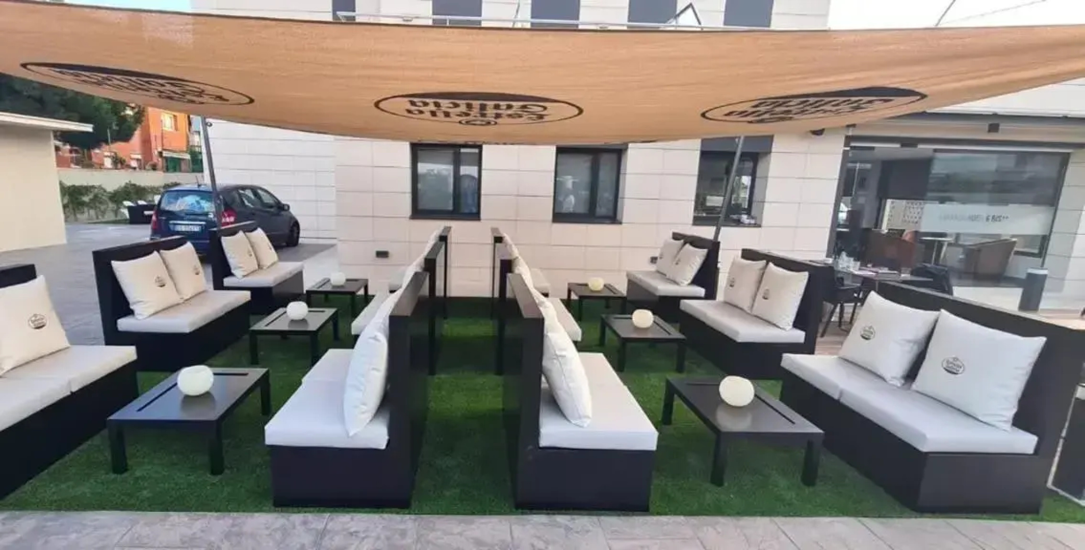 Hotel 6 Bis