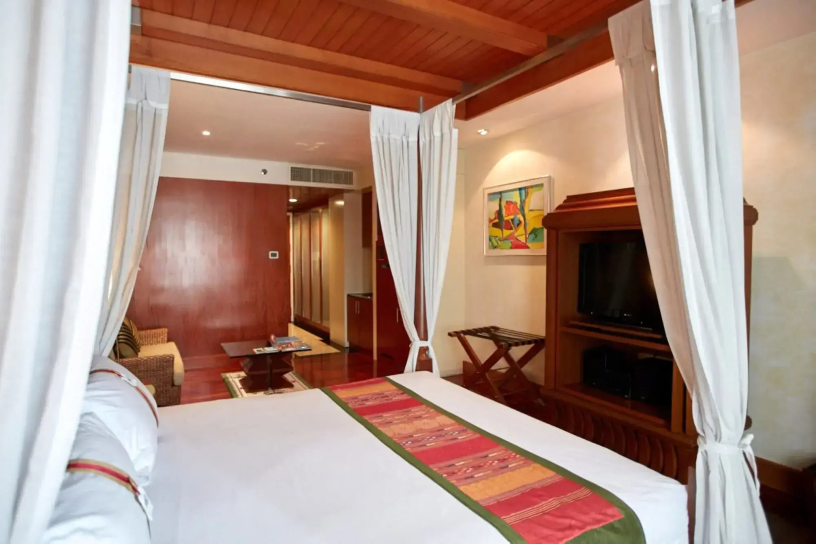 The Davis Bangkok Hotel