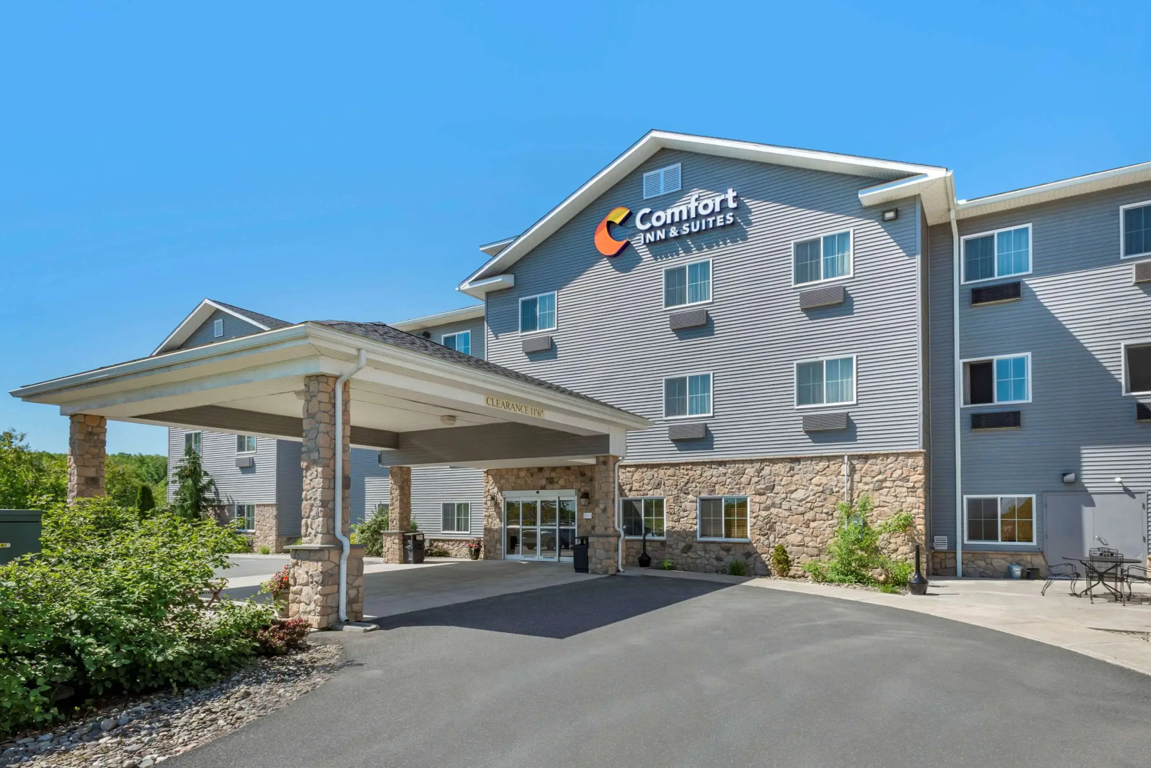 Comfort Inn & Suites Barnesville - Frackville