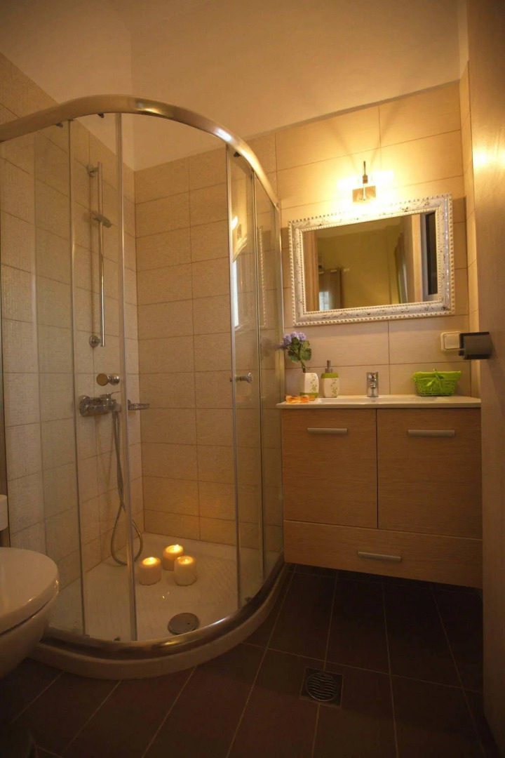 Niriides Luxury Studios