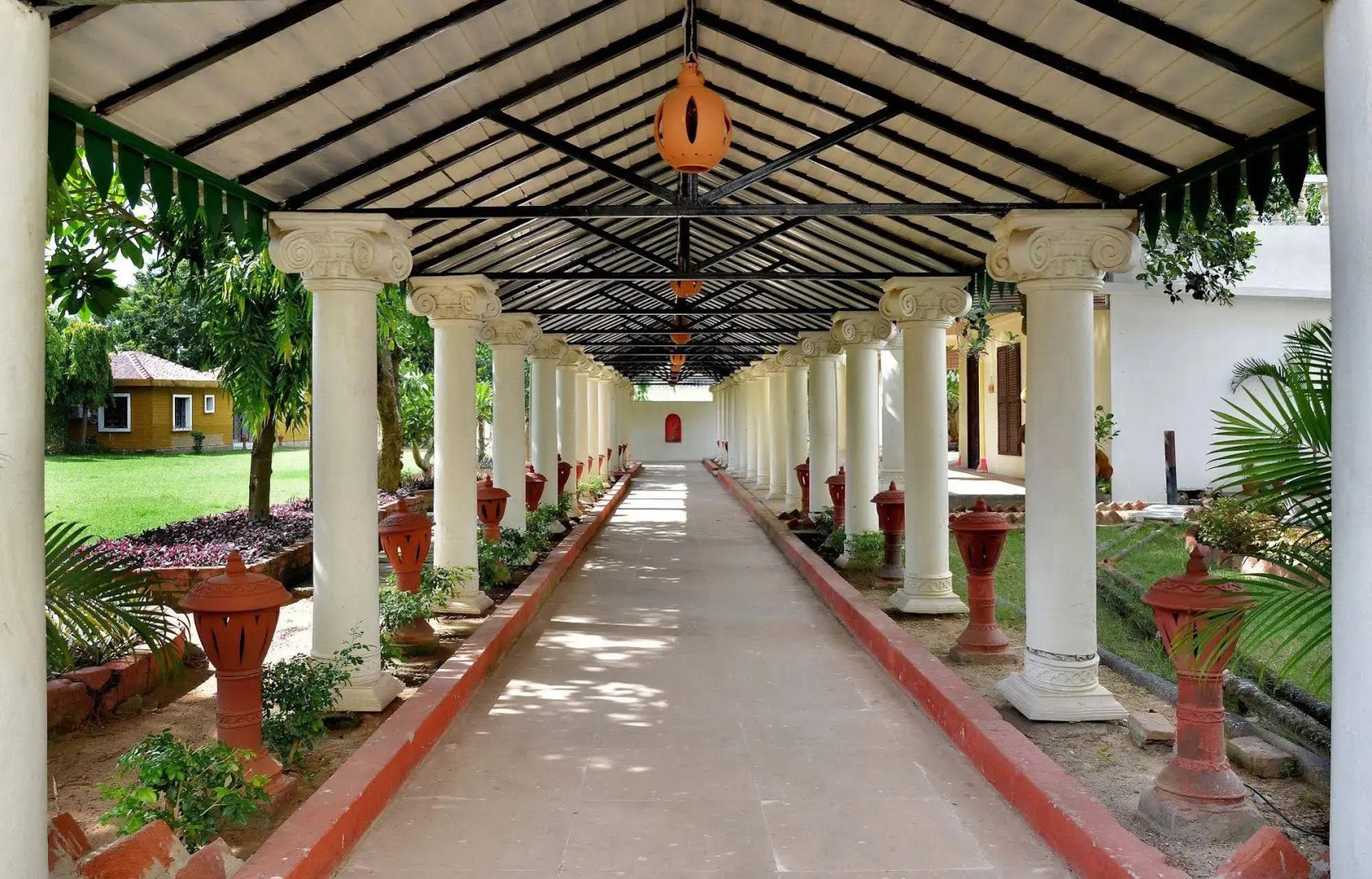 Camellia Hotel, Santiniketan