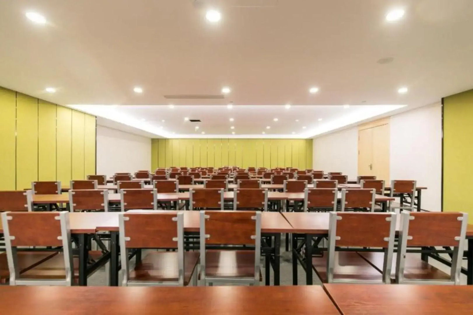 Ji Hotel Kuitun Wusu Street Yipinhui