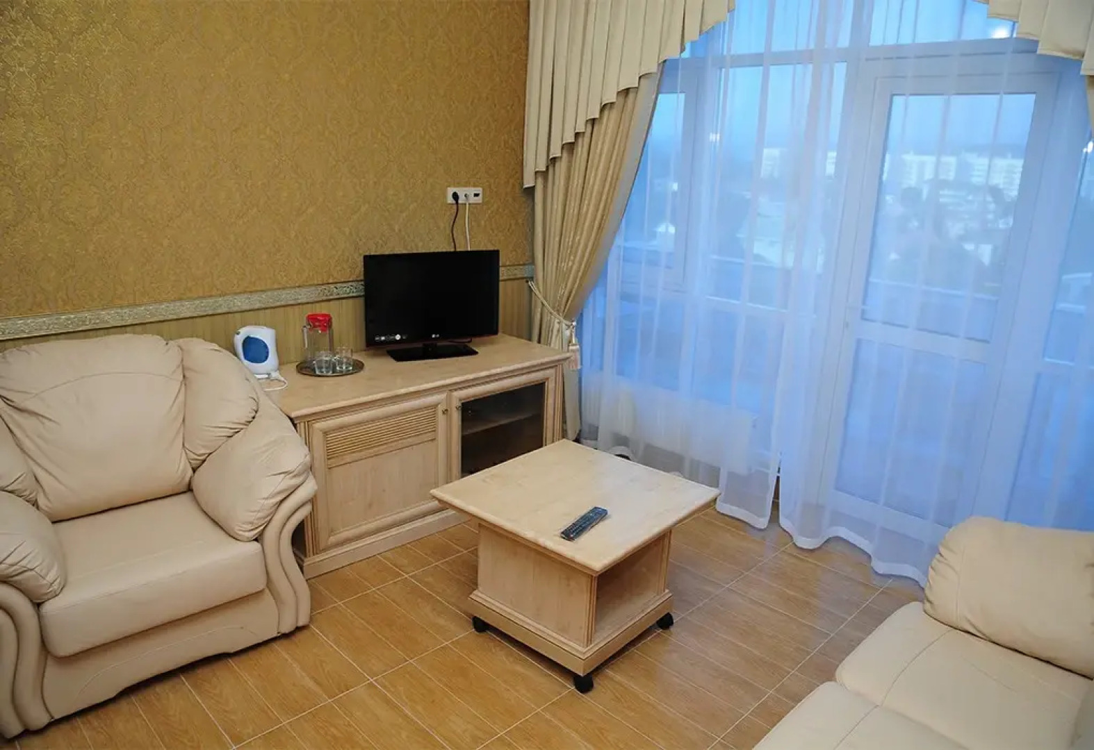 Атлант Люкс