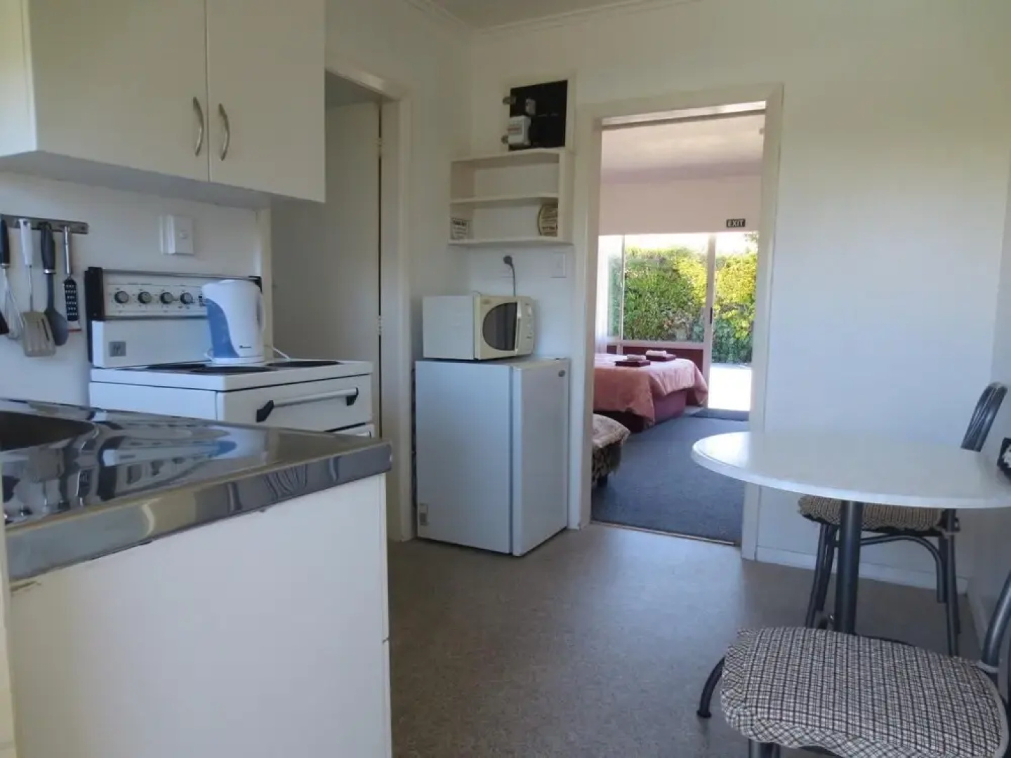 Cambrian Lodge Motel