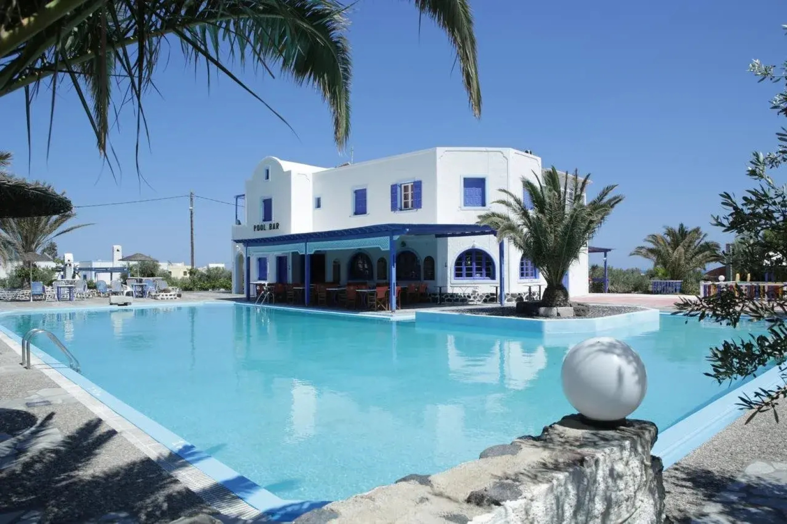 Perissa Hotel