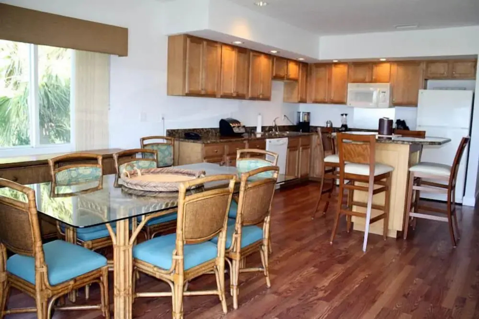 Sea Club V Beach Resort