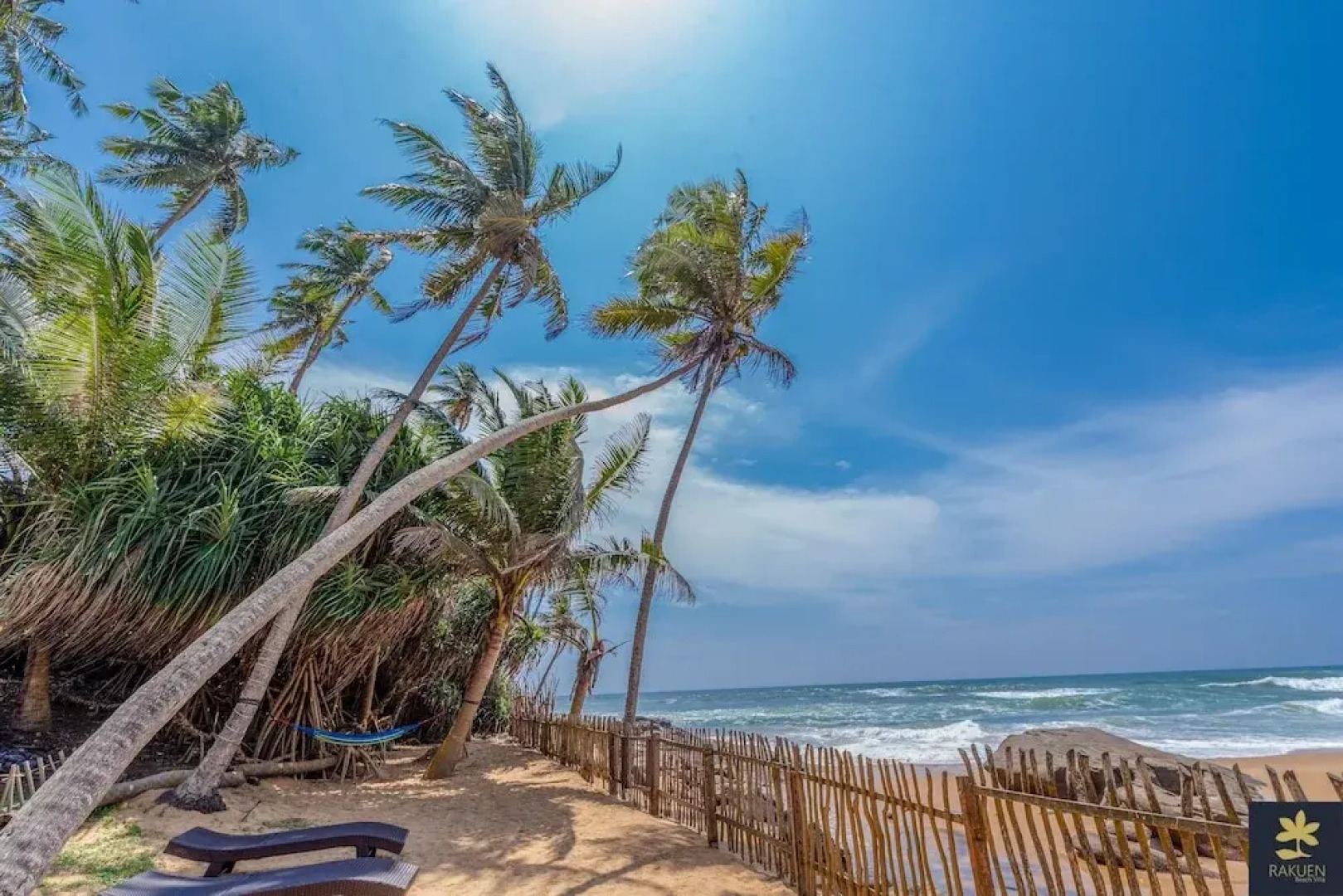 Rakuen Beach Villa