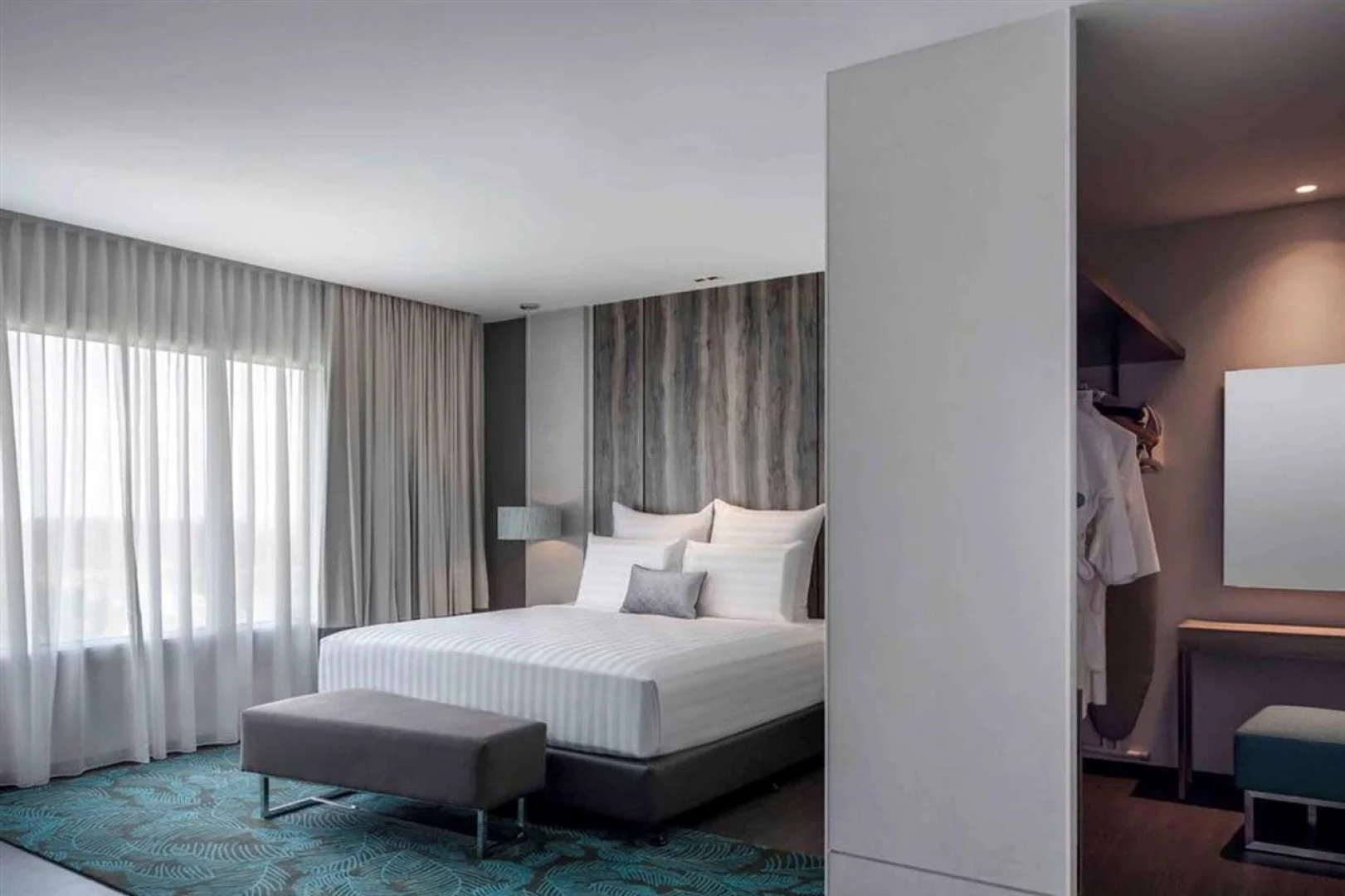 Pullman Miri Waterfront