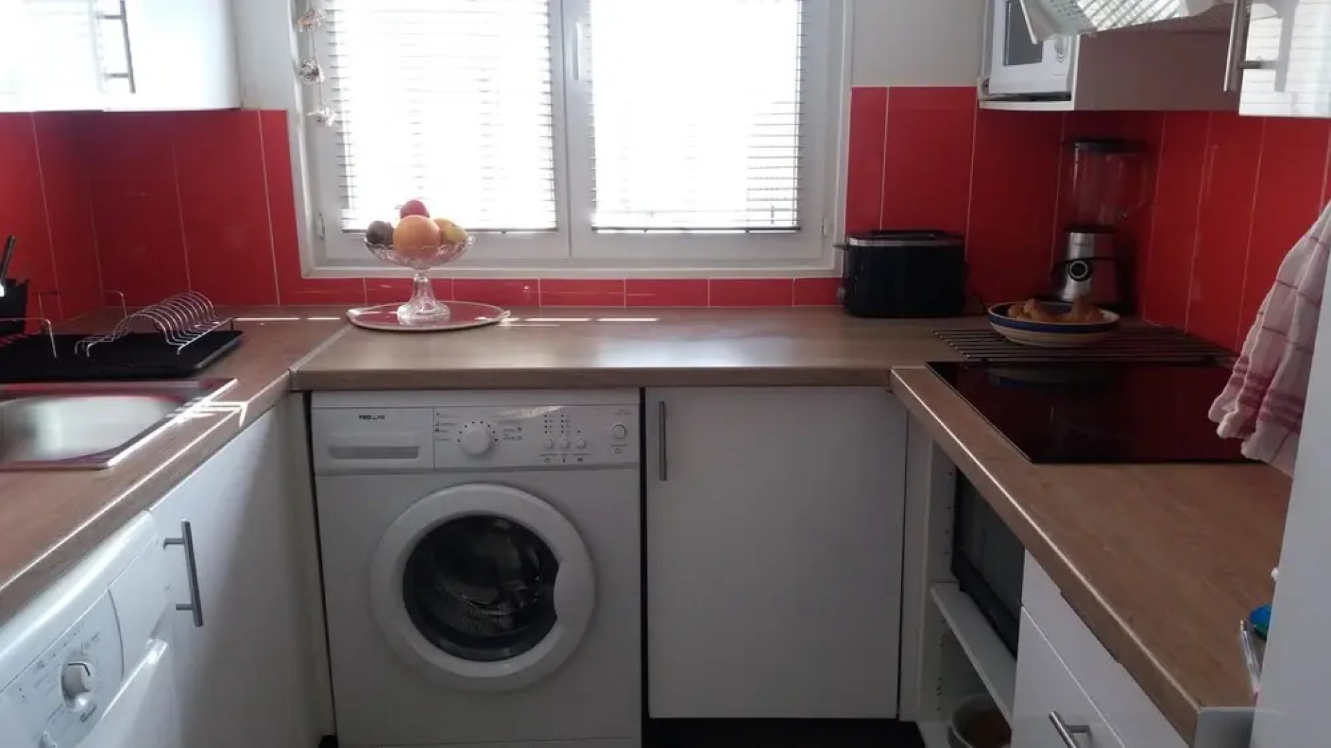 Apartment With one Bedroom in Paray-vieille-poste, With Terrace and Wi