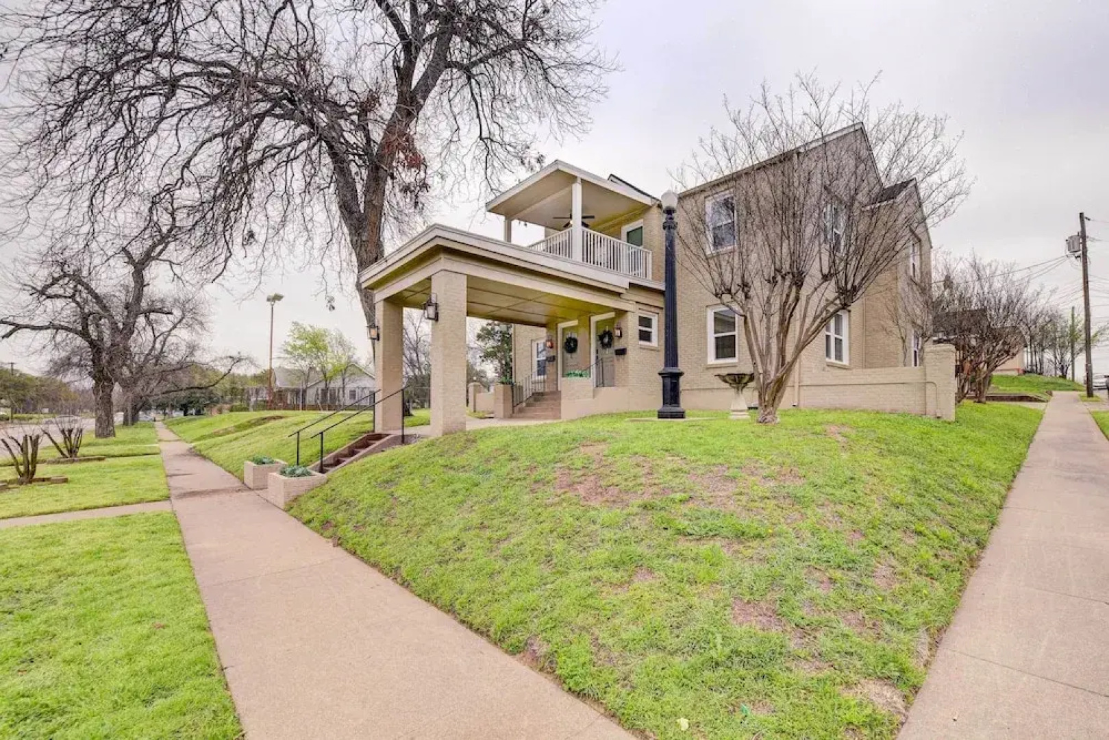 3 Mi to Baylor: Waco Vacation Rental