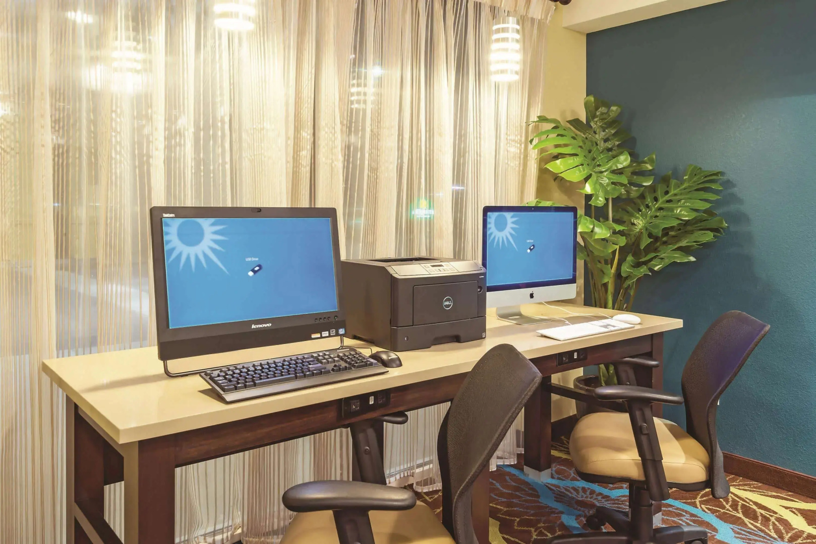 La Quinta Inn & Suites by Wyndham Boise Towne Square