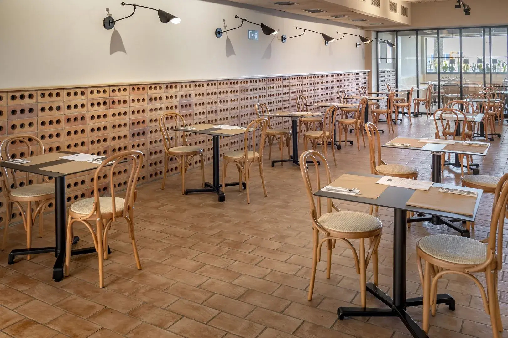 GHT Miratge - Adults Only