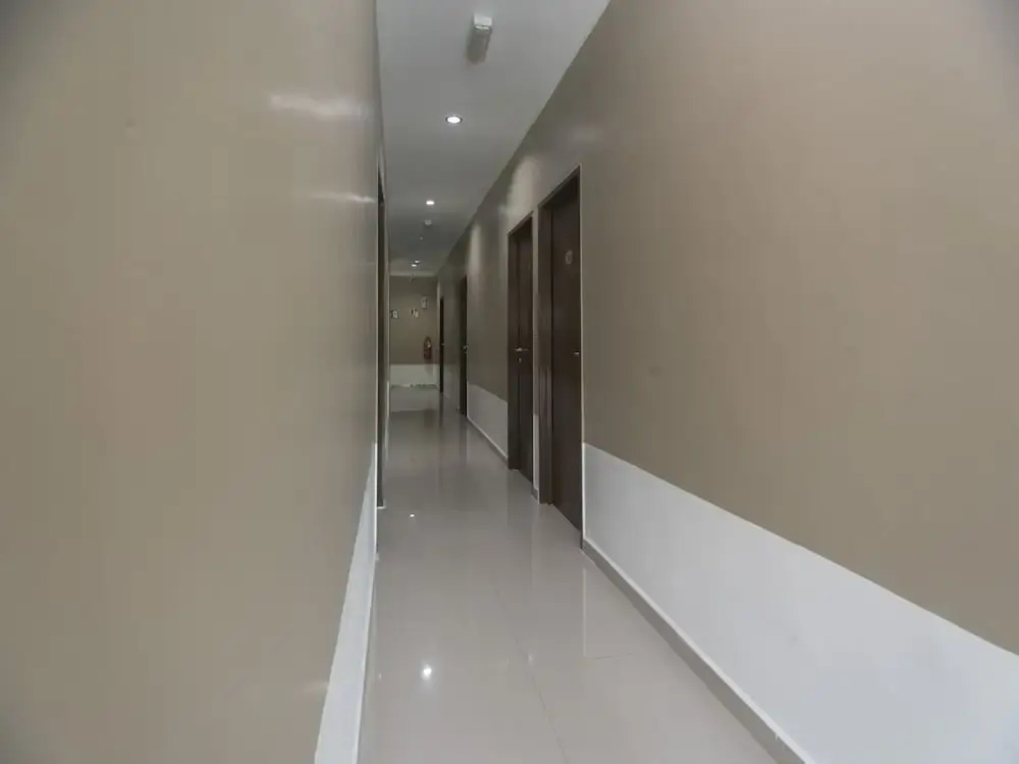 OYO 1180 Village View Motel