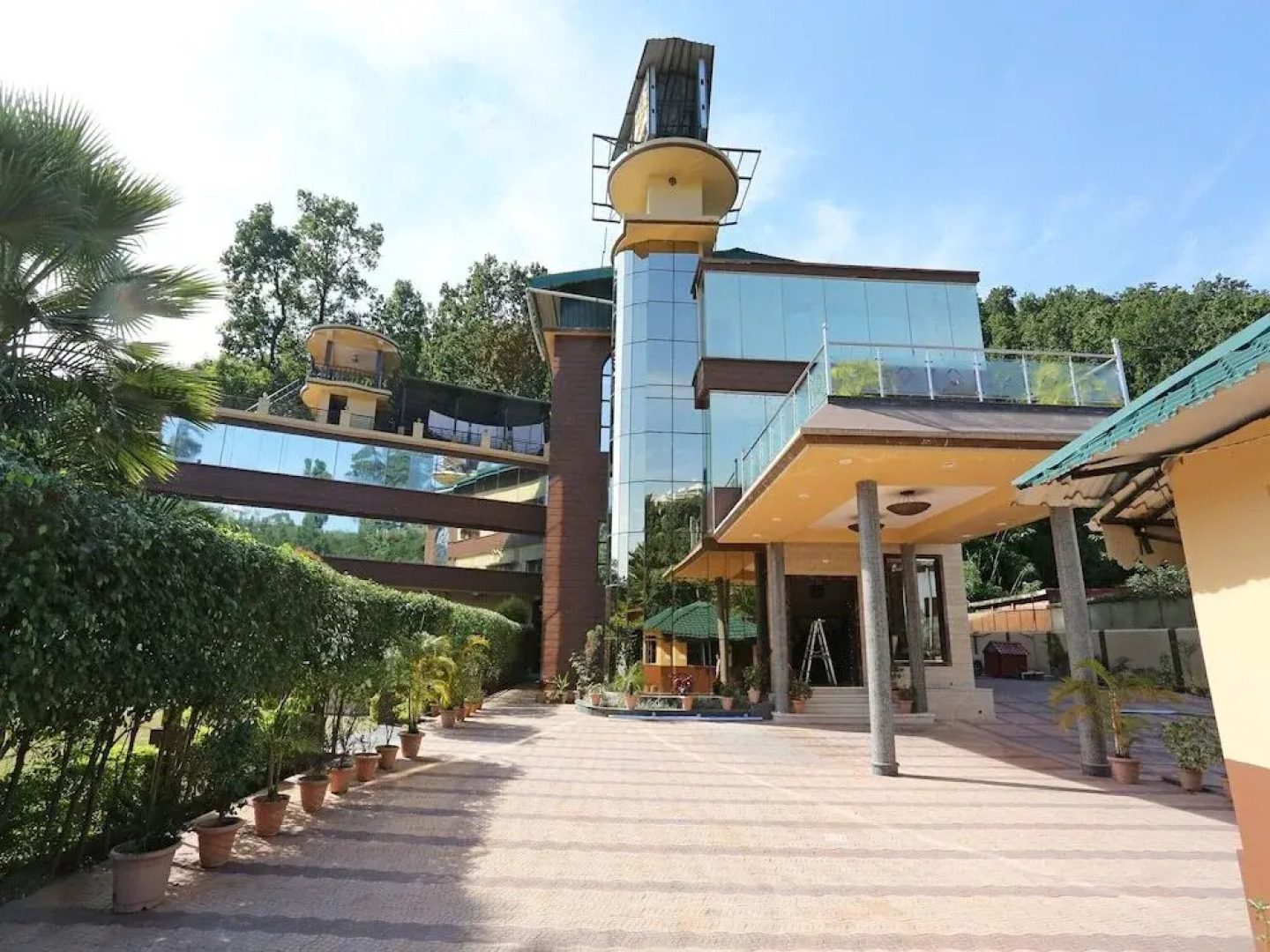 Hotel JSR Inn by OYO Rooms