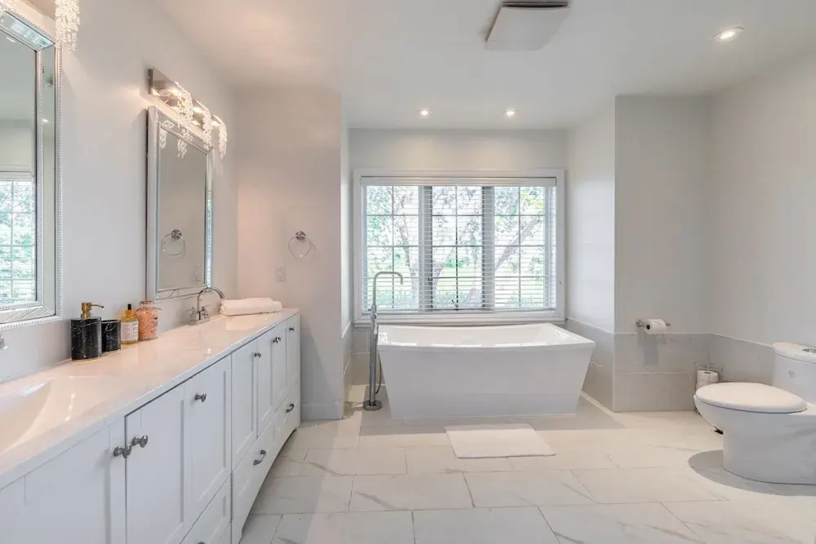 GLOBALSTAY. Unique 5BR Villa. Swimming Pool. HOT TUB