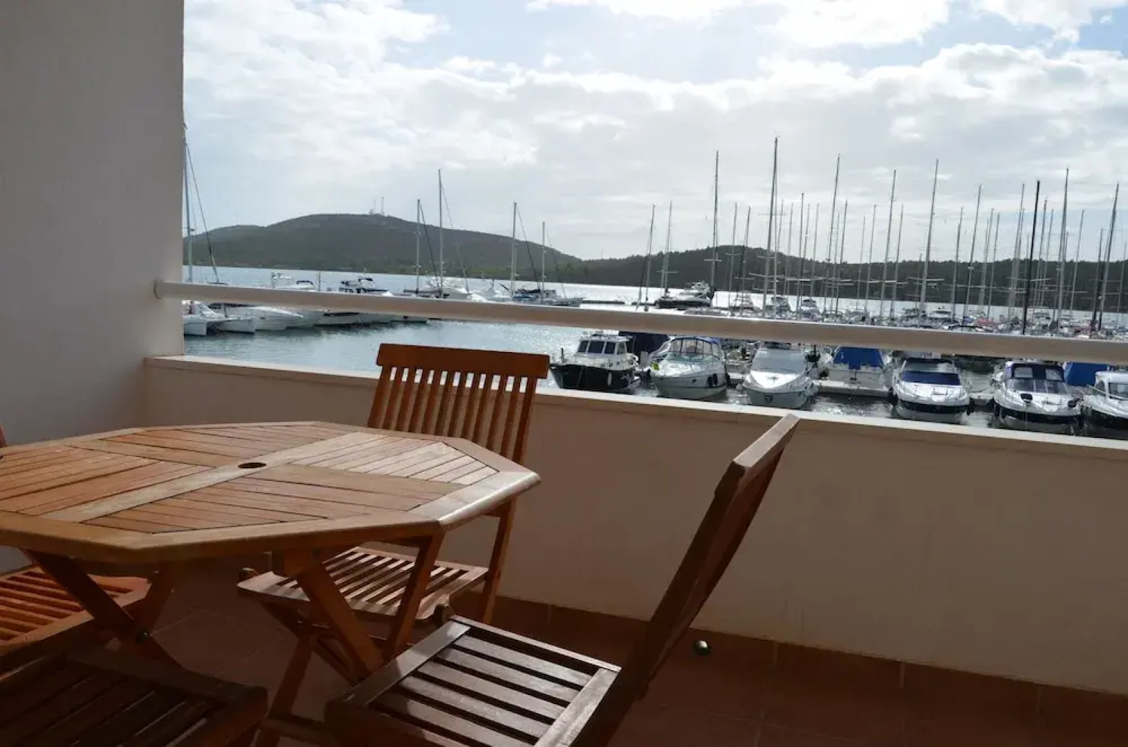 Apartments Pirovcanka