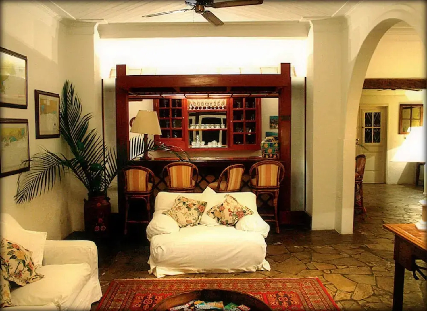 VELINN Caravela Pousada e Villas