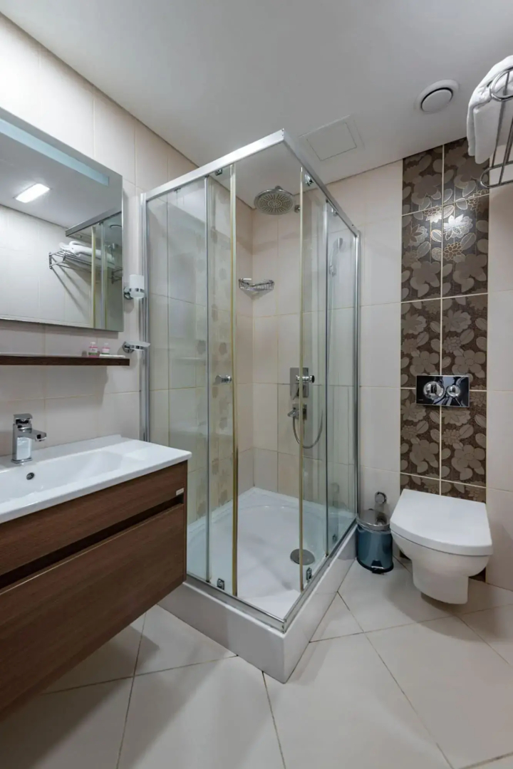 Aristocrat Hotel