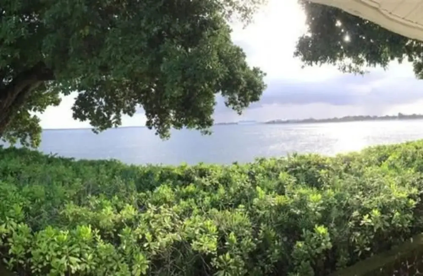 The Bay House House Bed and Breakfast